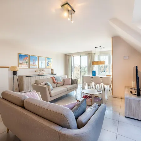 Apartment Spacious Duplex In Near Beach, Cleaning Included *