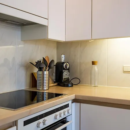 아파트 Apartment In Koksijde Near The Beach, Cleaning Included 코크시데