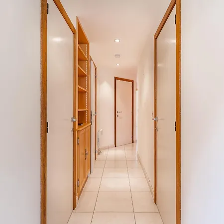 Spacious Duplex In Near Beach, Cleaning Included