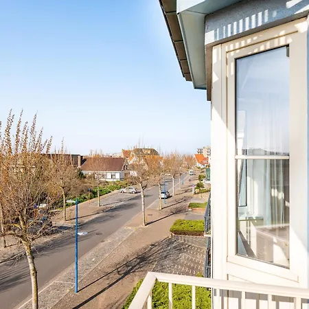 Apartment In Koksijde Near The Beach, Cleaning Included *